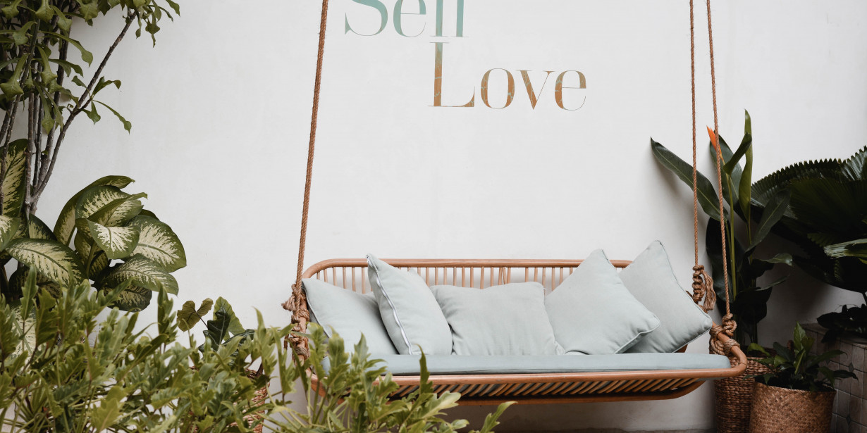Awas! Self Love Berlebihan Bisa Berdampak Negatif