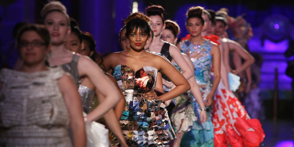 Trashion: Konsep Sustainable Fashion Berbahan Dasar Sampah