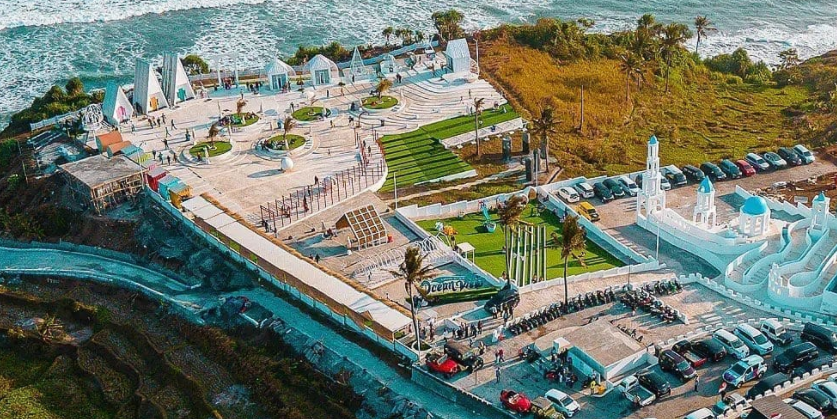Karang Potong Ocean View, Wisata Baru Cianjur yang Viral di Tiktok