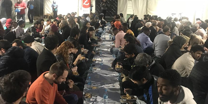 Sambut Ramadan, Intip 3 Komunitas Muslim di Negara Barat