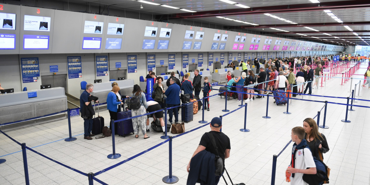 Pertama Kali Naik Pesawat? Siapkan Dokumen Ini Saat Tiba di Bandara