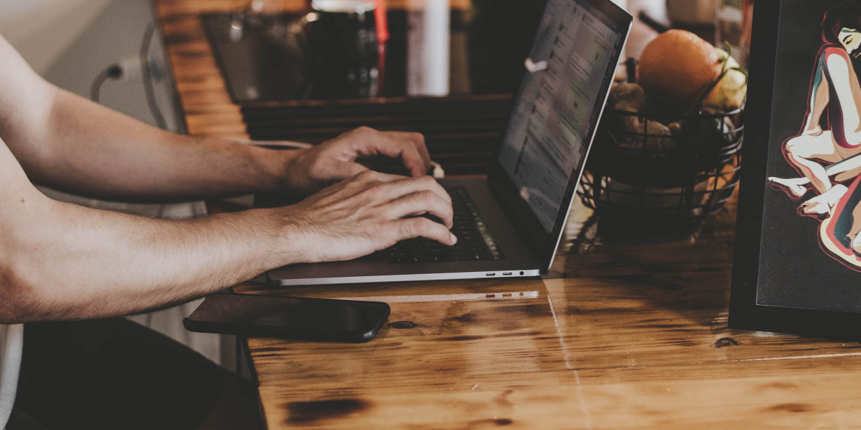 Stop Copy Paste! Parafrase Penting dalam Menulis Tugas Kuliah