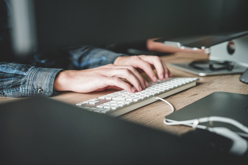 Gambar Sampul Mengenal Konsep Low-Code dan No-Code Software