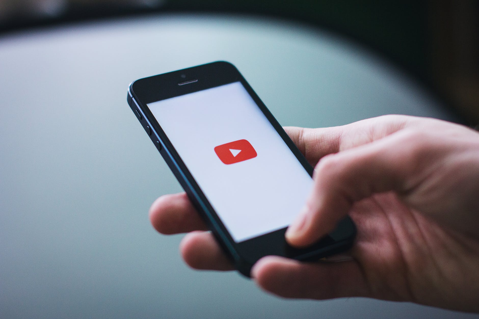 Gambar Sampul Rekomendasi Kanal Youtube Tentang Kuliah Luar Negeri