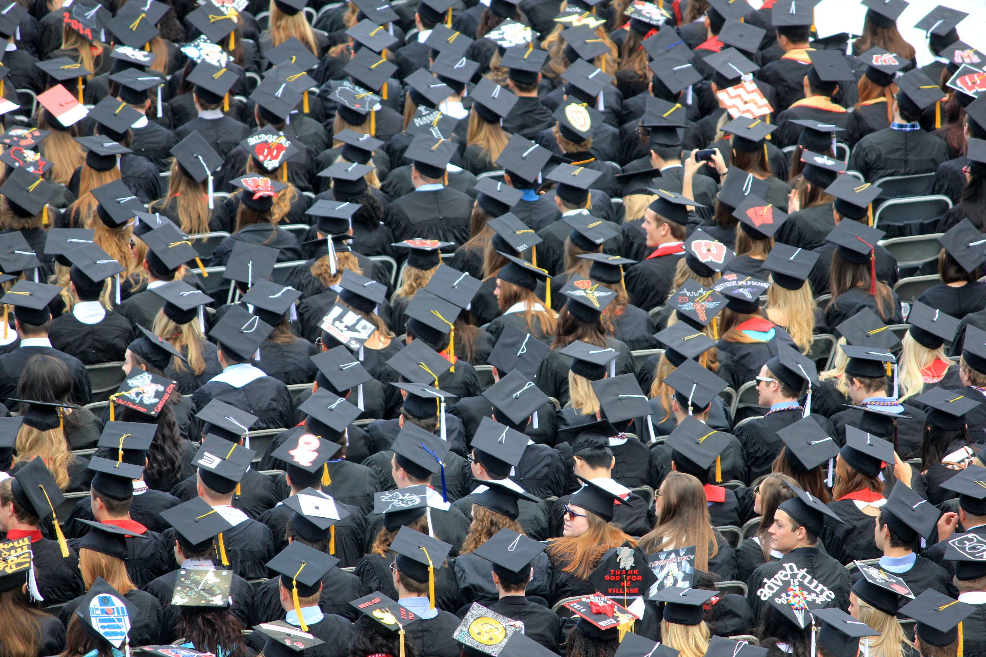 Gambar Sampul Kreatif! 3 Kampus Ini Adakan Wisuda Virtual dengan Cara Unik