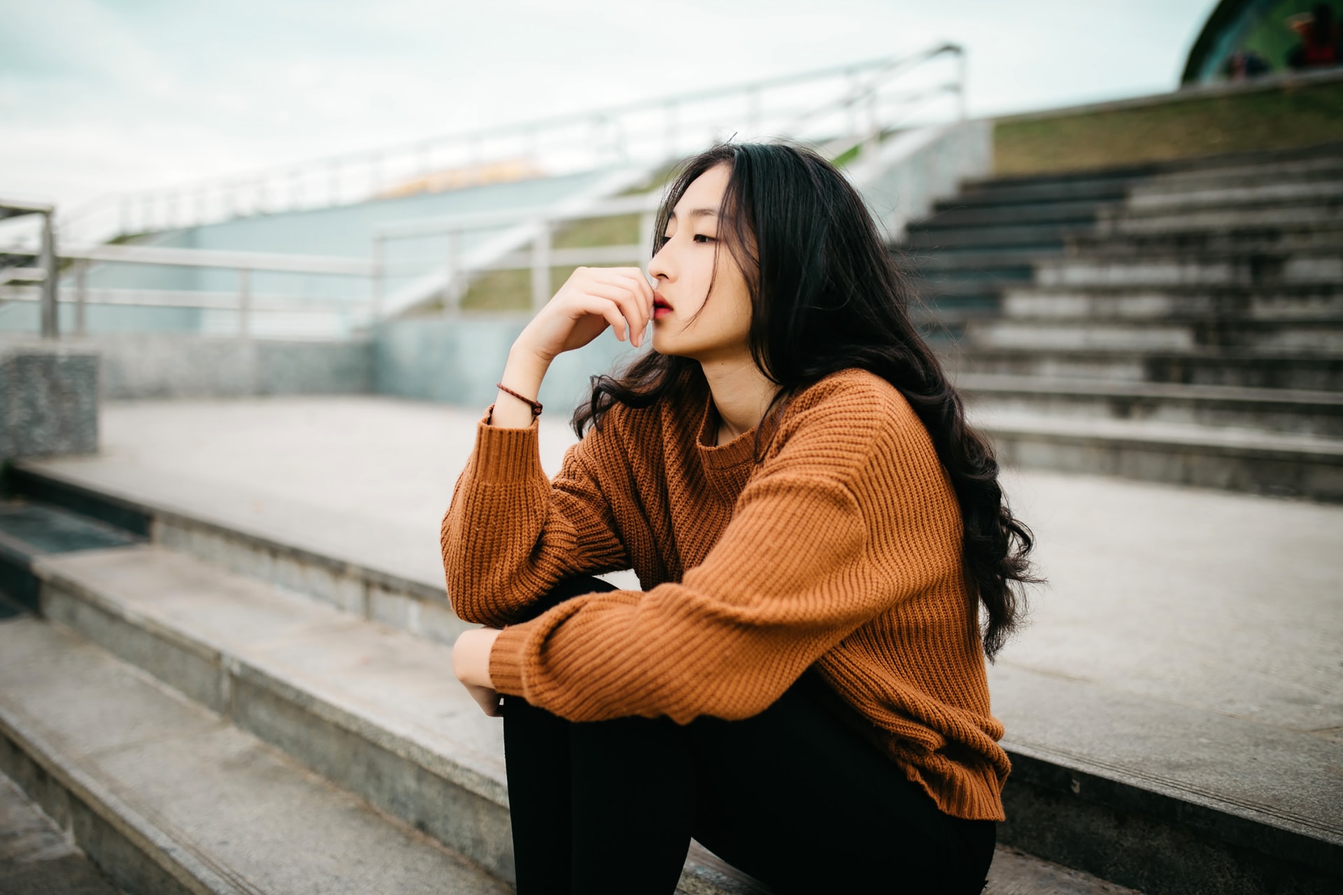 Gambar Sampul Kurangi Overthinking dengan Menerapkan Stoisisme