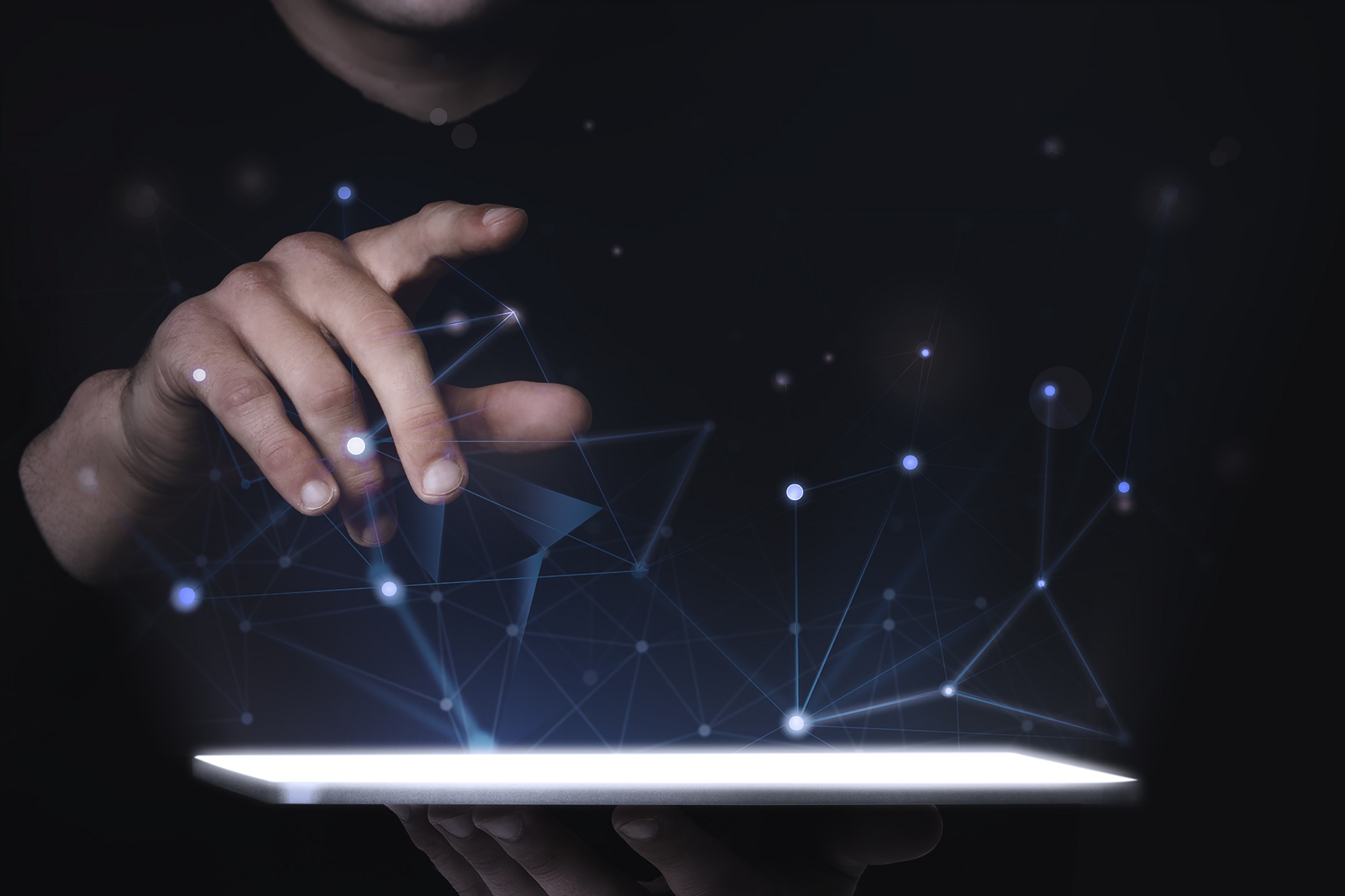 Pentingnya Literasi Digital sebagai Pilar Pendukung Transformasi Digital