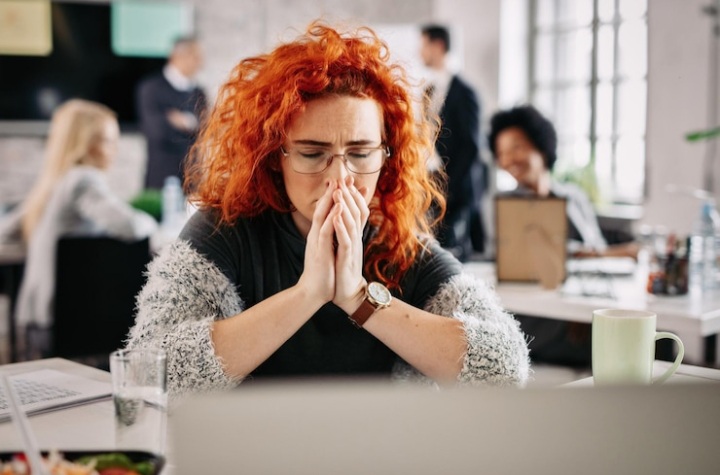Gambar Sampul Kalangan Mahasiswa Ambis, Mudah Terjebak Toxic Productivity?