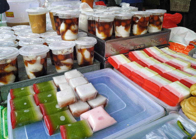 Icip Aneka Makanan Tradisional yang Hanya Hadir Saat Ramadan