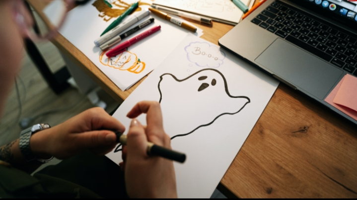 Gambar Sampul Mau Bekerja sebagai Ghost Writer? Yuk, Kenalan Dulu dengan Bidang Ini!