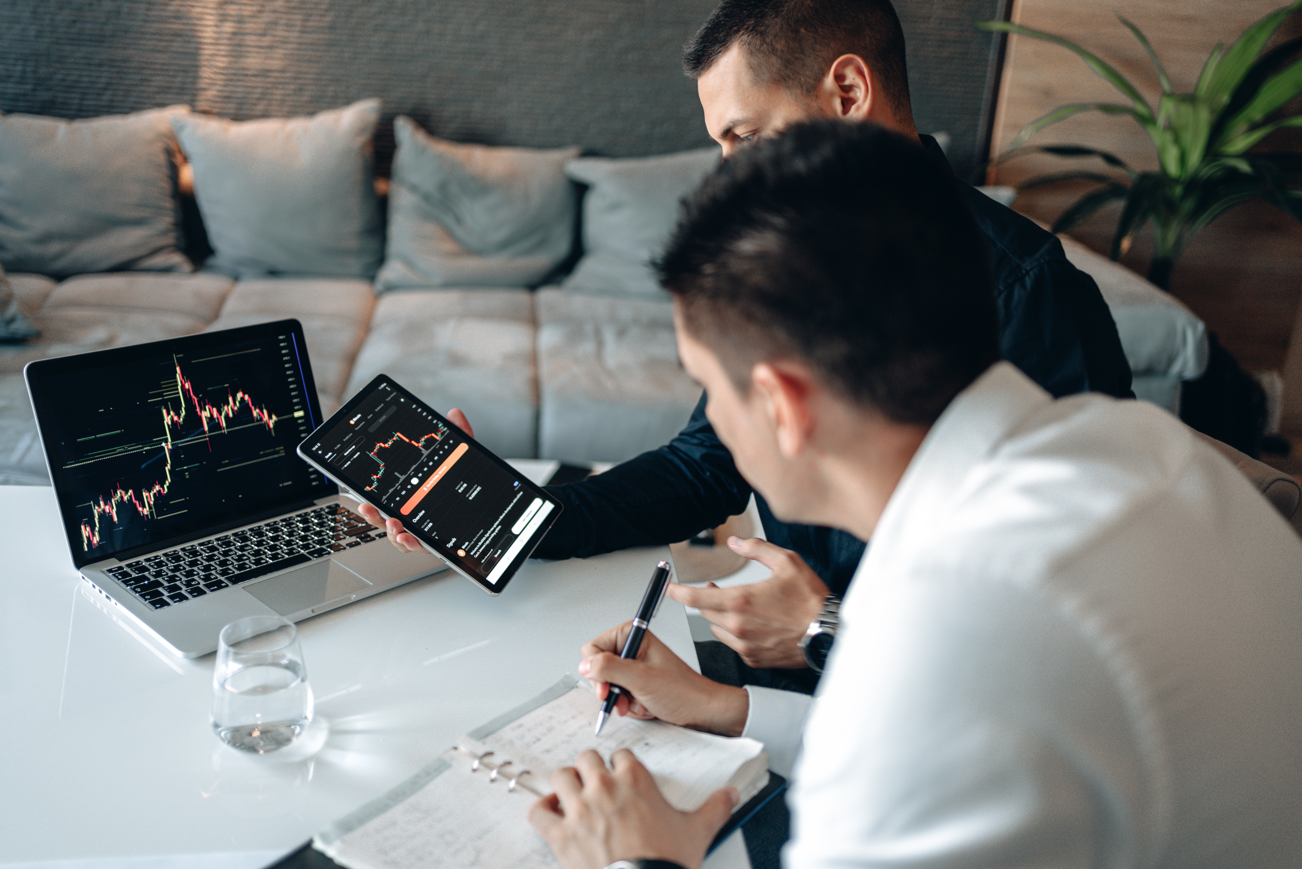 Gambar Sampul Mau Investasi Jangka Panjang? Perhatikan Strateginya!
