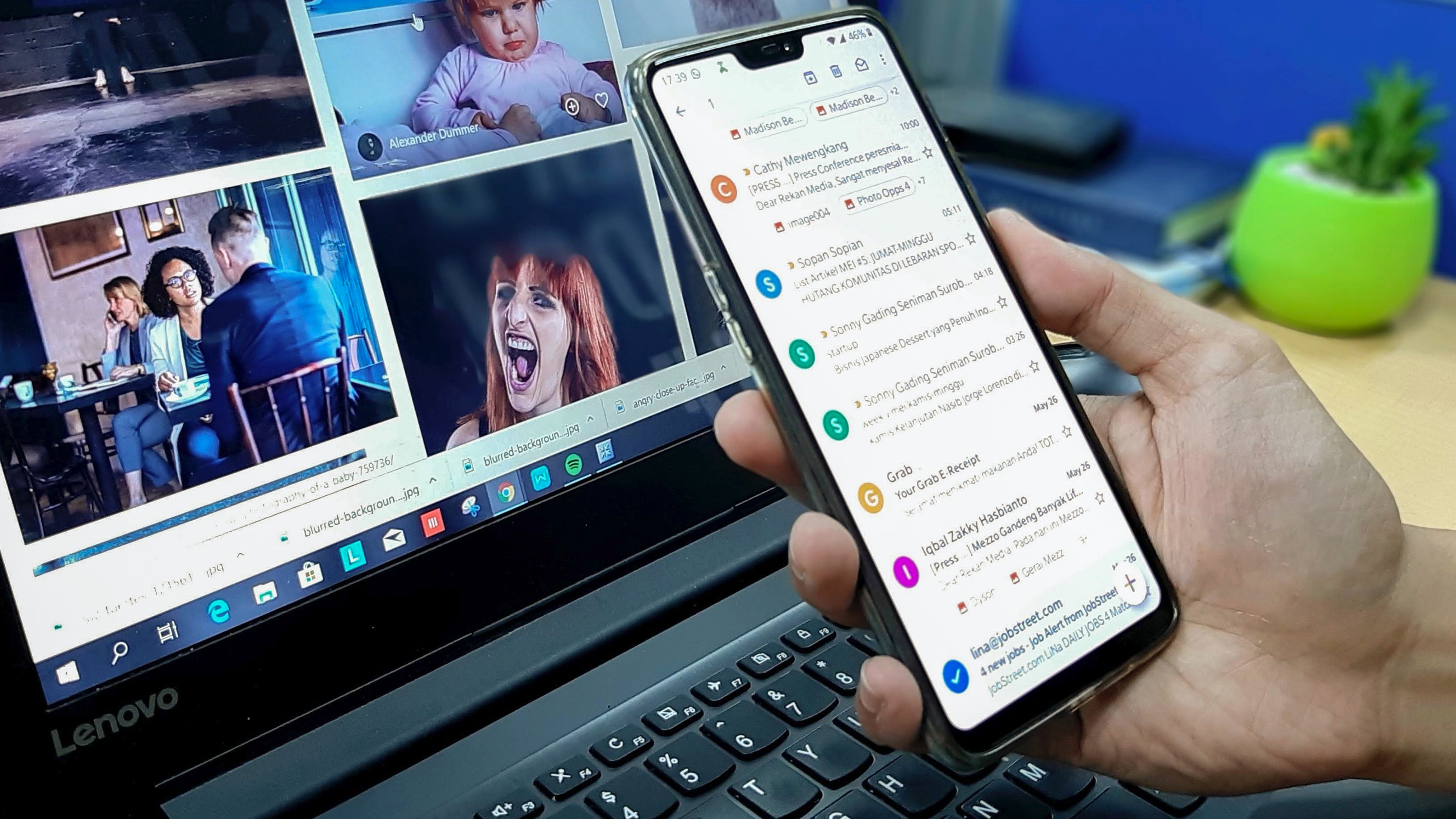 Gambar Sampul Menghambat Produktivitas, Kenali Fenomena Cyberslacking