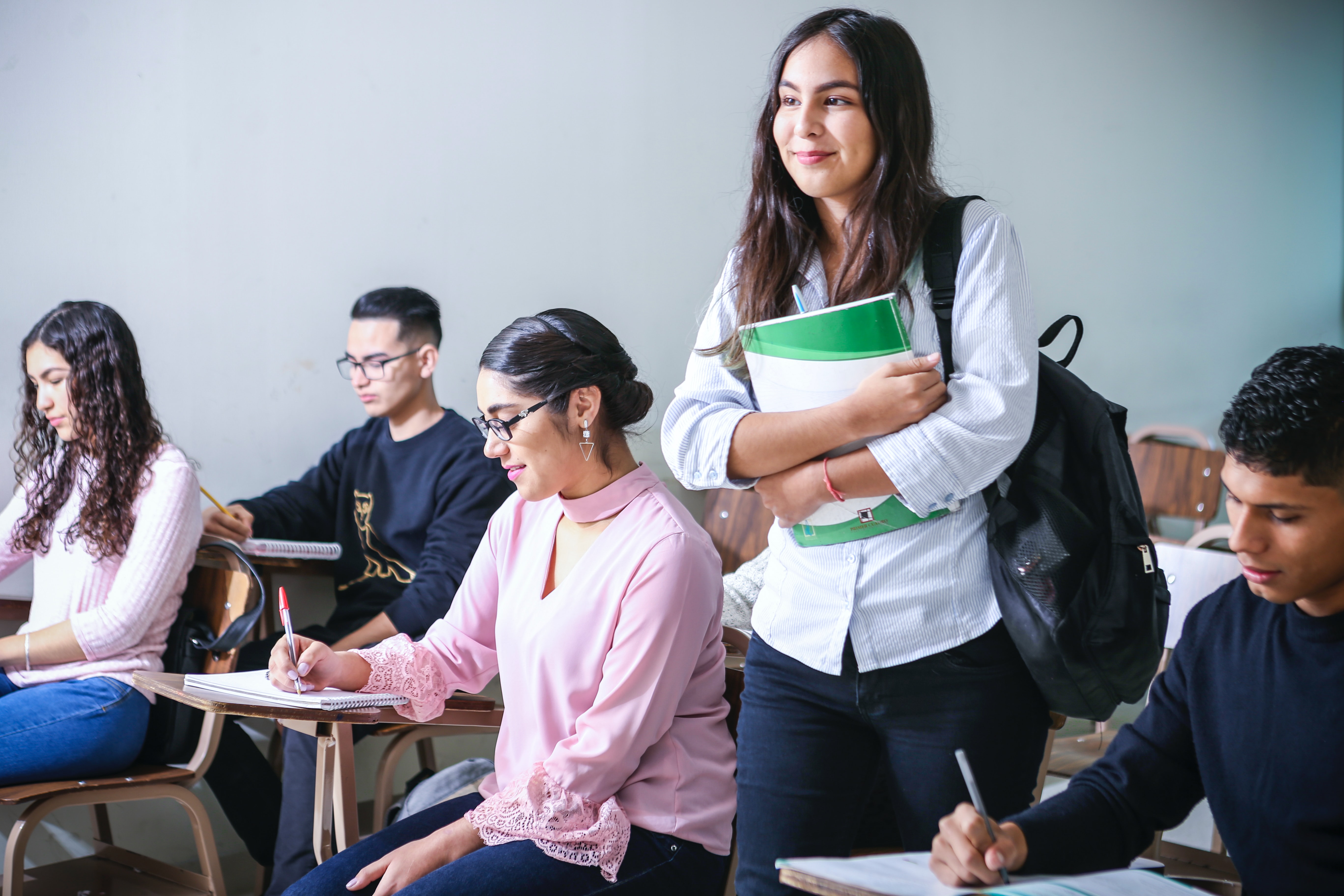 Gambar Sampul Cari Tahu Perbedaan Kelas Reguler, Karyawan, dan Internasional di Perguruan Tinggi