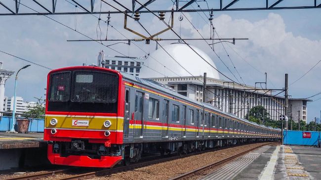 Gambar Sampul Menilik Perbedaan Antara MRT, LRT, dan KRL