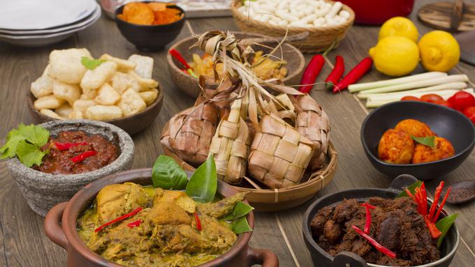 Gambar Sampul Mencoba 3 Resep Masakan Lebaran Khas Indonesia