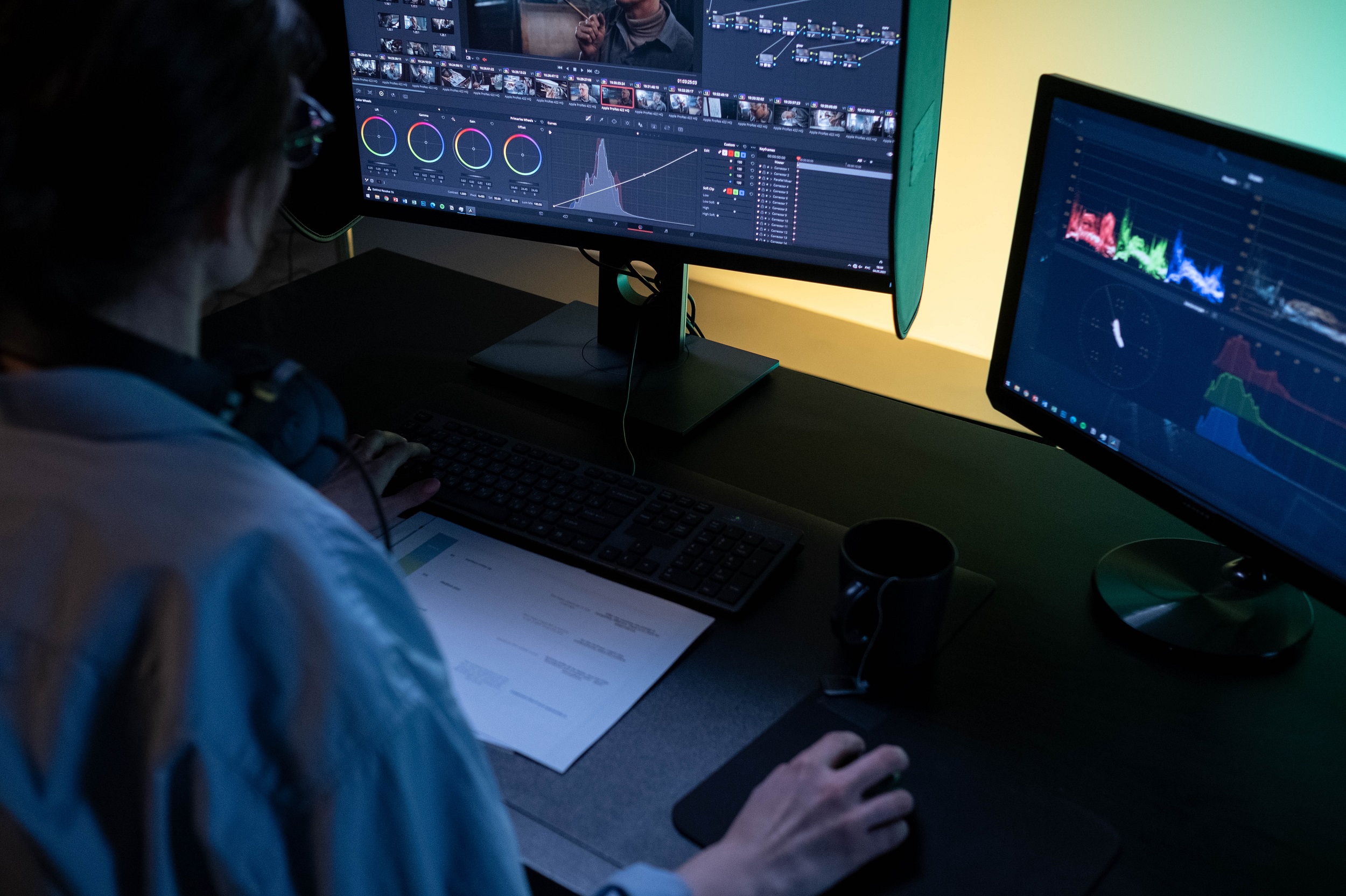 Gambar Sampul Ruang Edit, Komunitas Cikal Bakal Content Creator