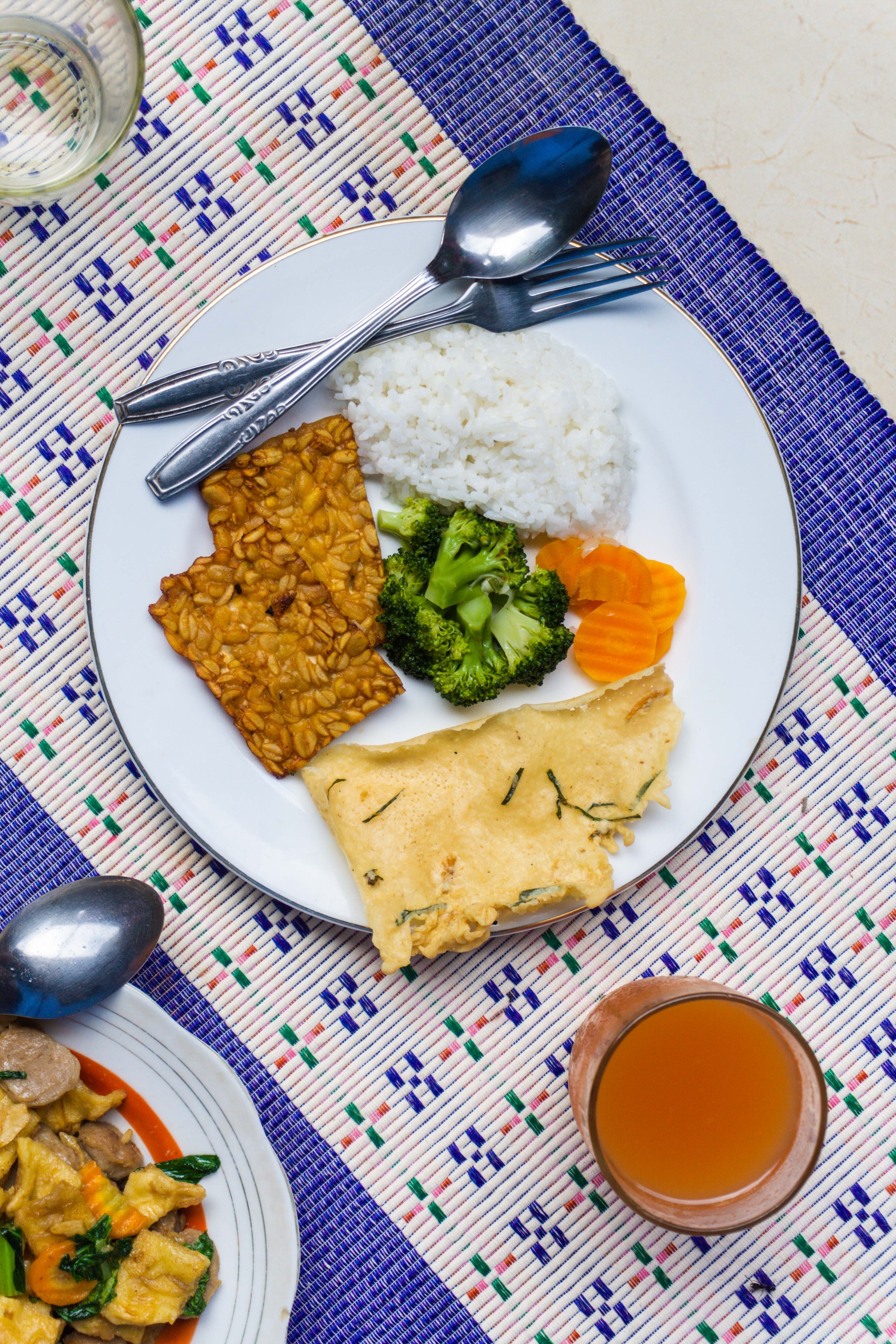 Gambar Sampul Serba-Serbi Inovasi Unik Produk Tempe