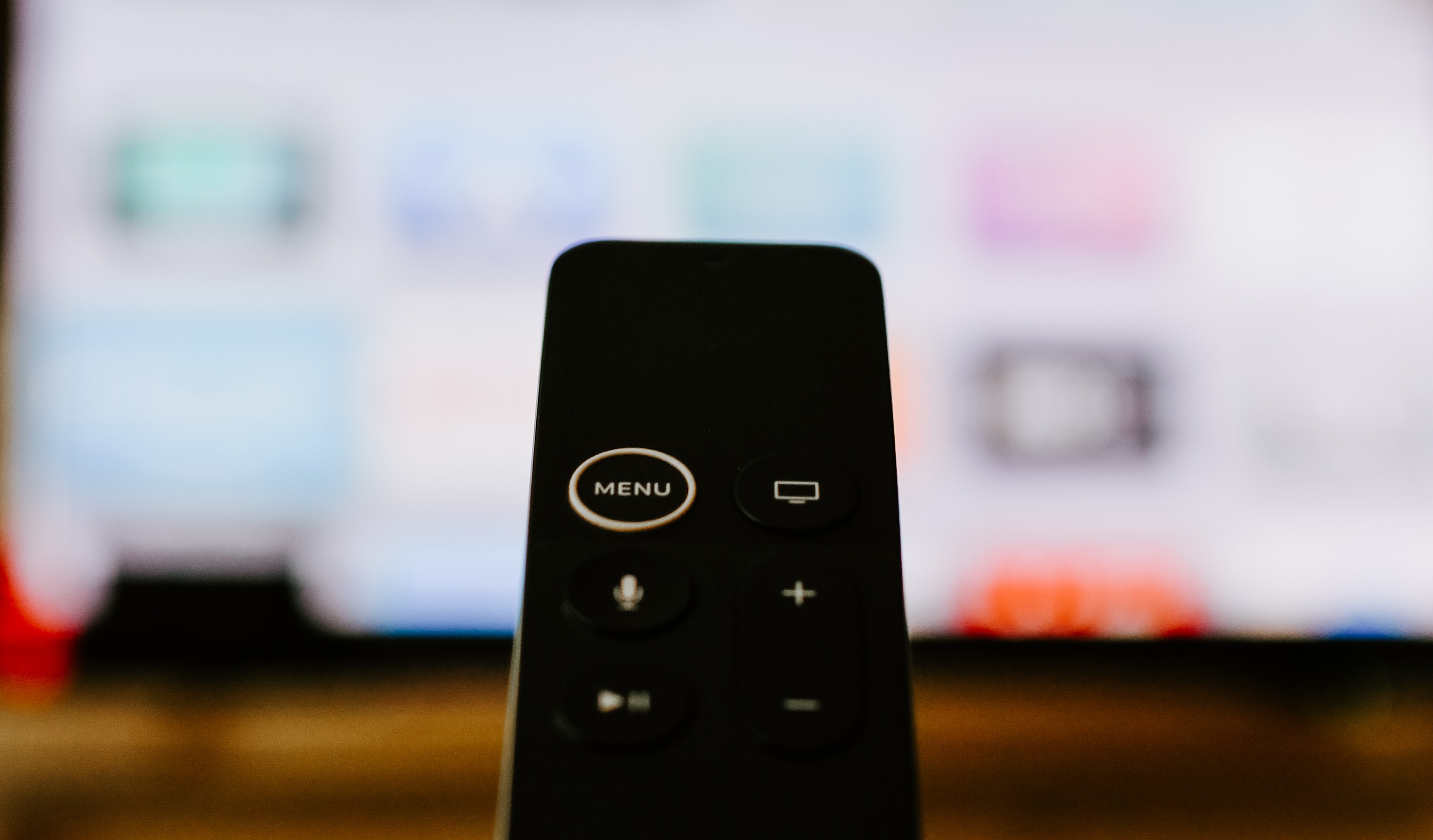 Gambar Sampul STOP STREAMING ILEGAL! Berikut 5 Situs Streaming Legal Populer di Indonesia