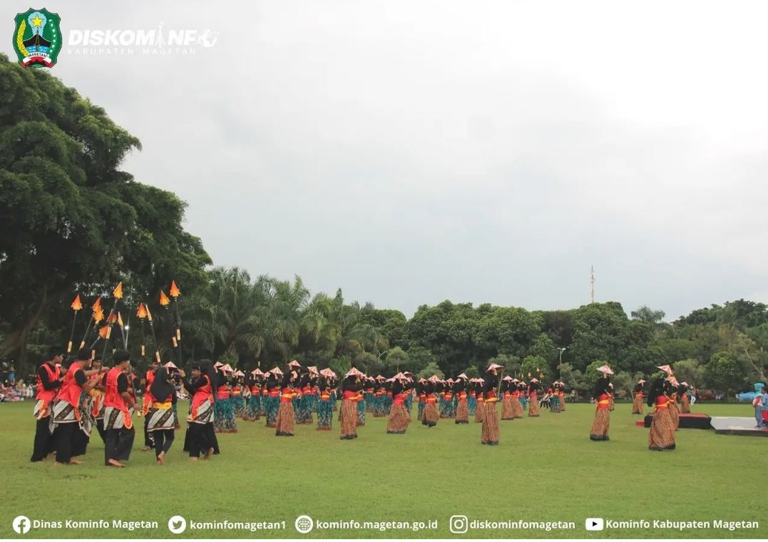 Tanamkan Rasa Nasionalisme melalui Acara Parade Surya Senja di Kabupaten Magetan