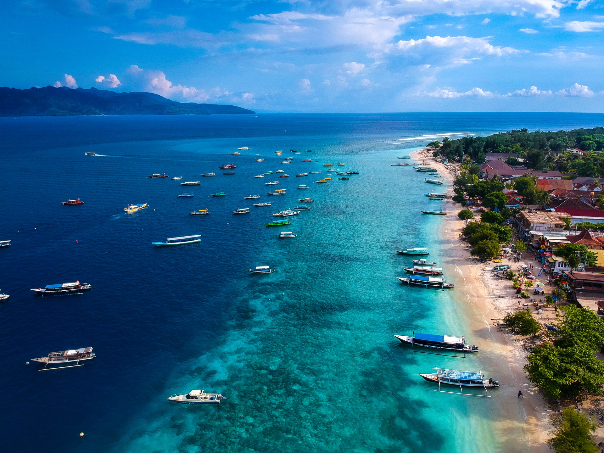 Wajib Kamu Kunjungi, Intip Pesona Tempat Wisata Dekat Sirkuit Mandalika