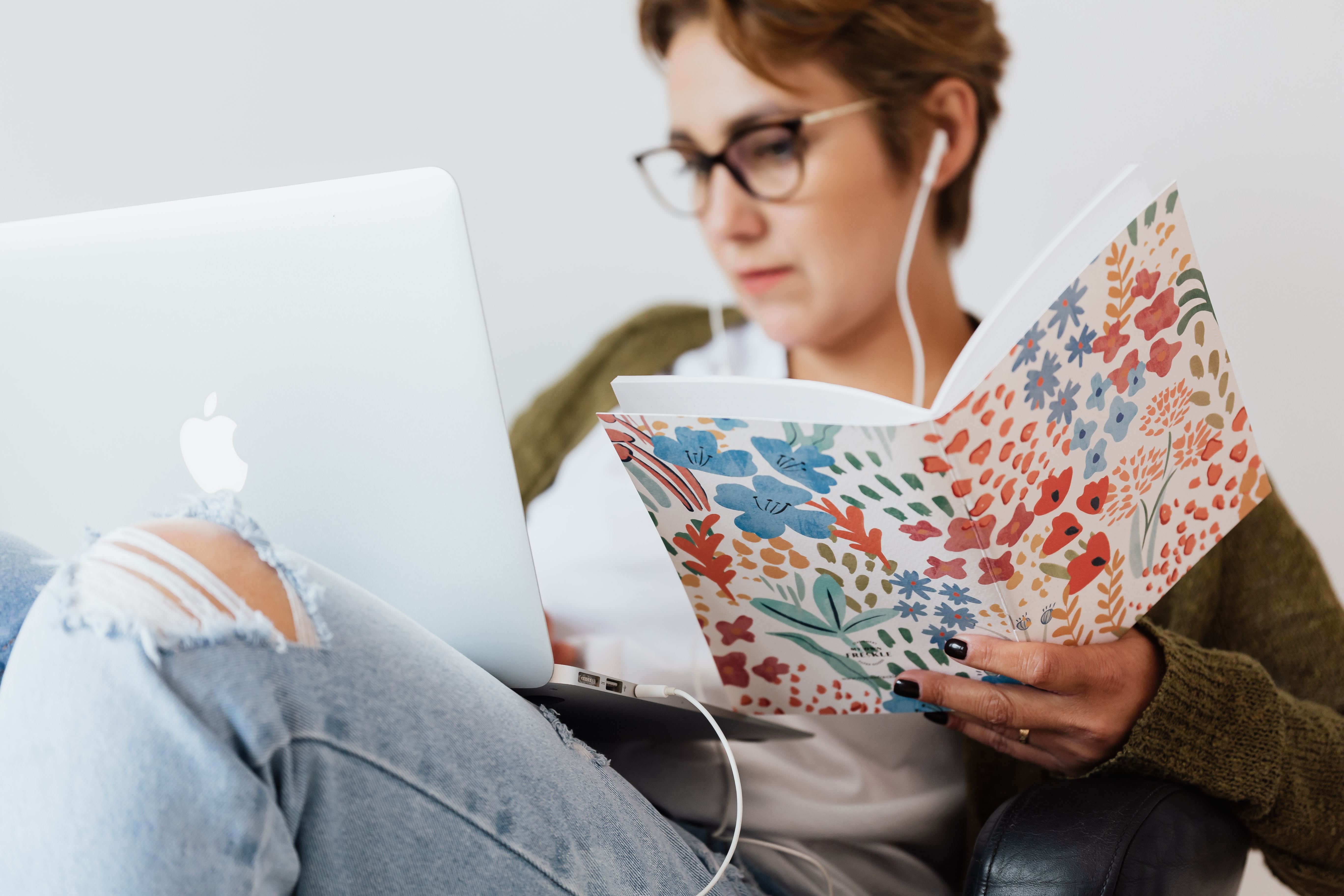 Belajar dengan gaya audio dan visual | Foto: Pexels