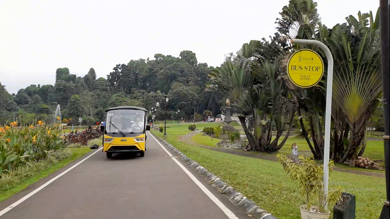 Foto Shuttel bus - dokumentasi pribadi