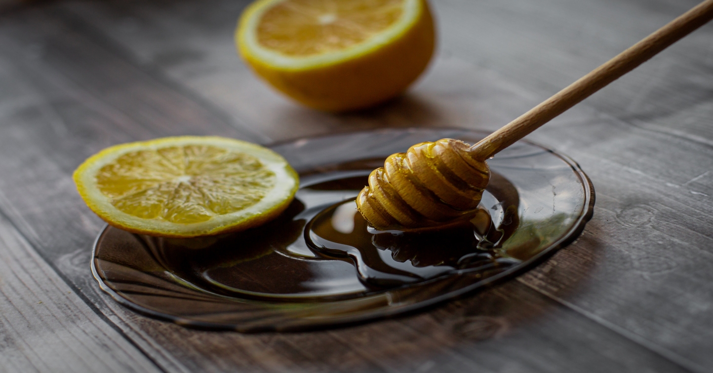 Madu dan lemon | Foto: Victoria Emerson/Pexels.com