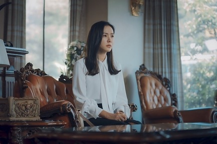 Son Ye Jin, salah satu pemeran utama | Foto: @thirtynineintl/Instagram