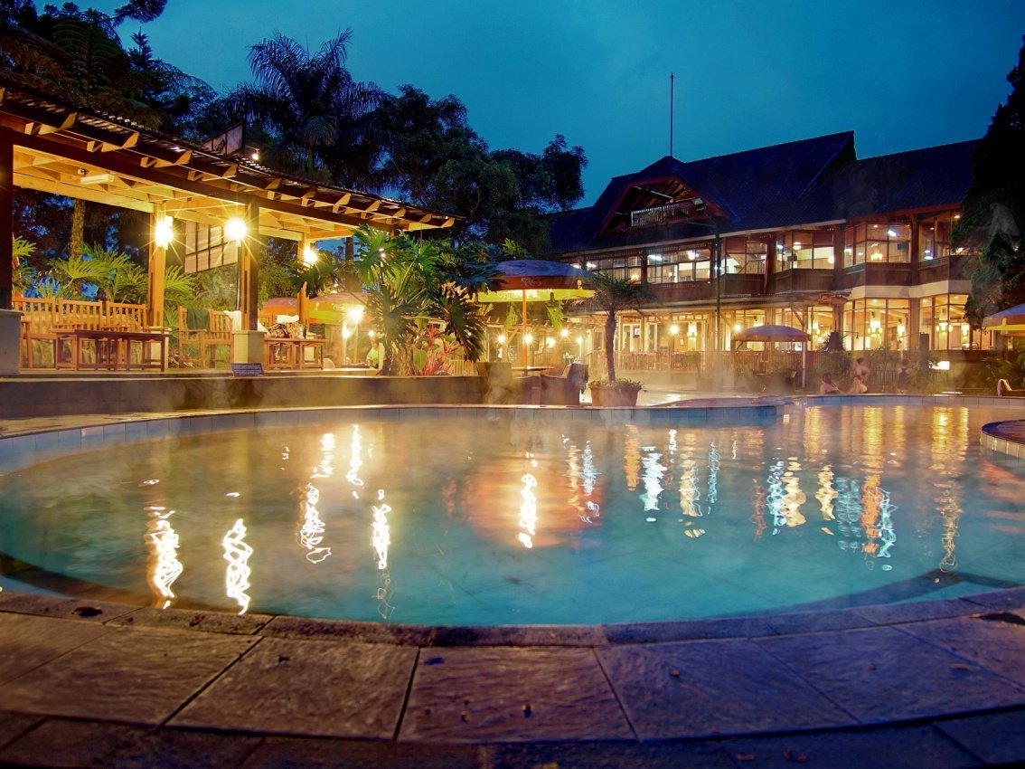 Foto pemandian air panas Ciater Hot Spring | Foto: idetrips.com