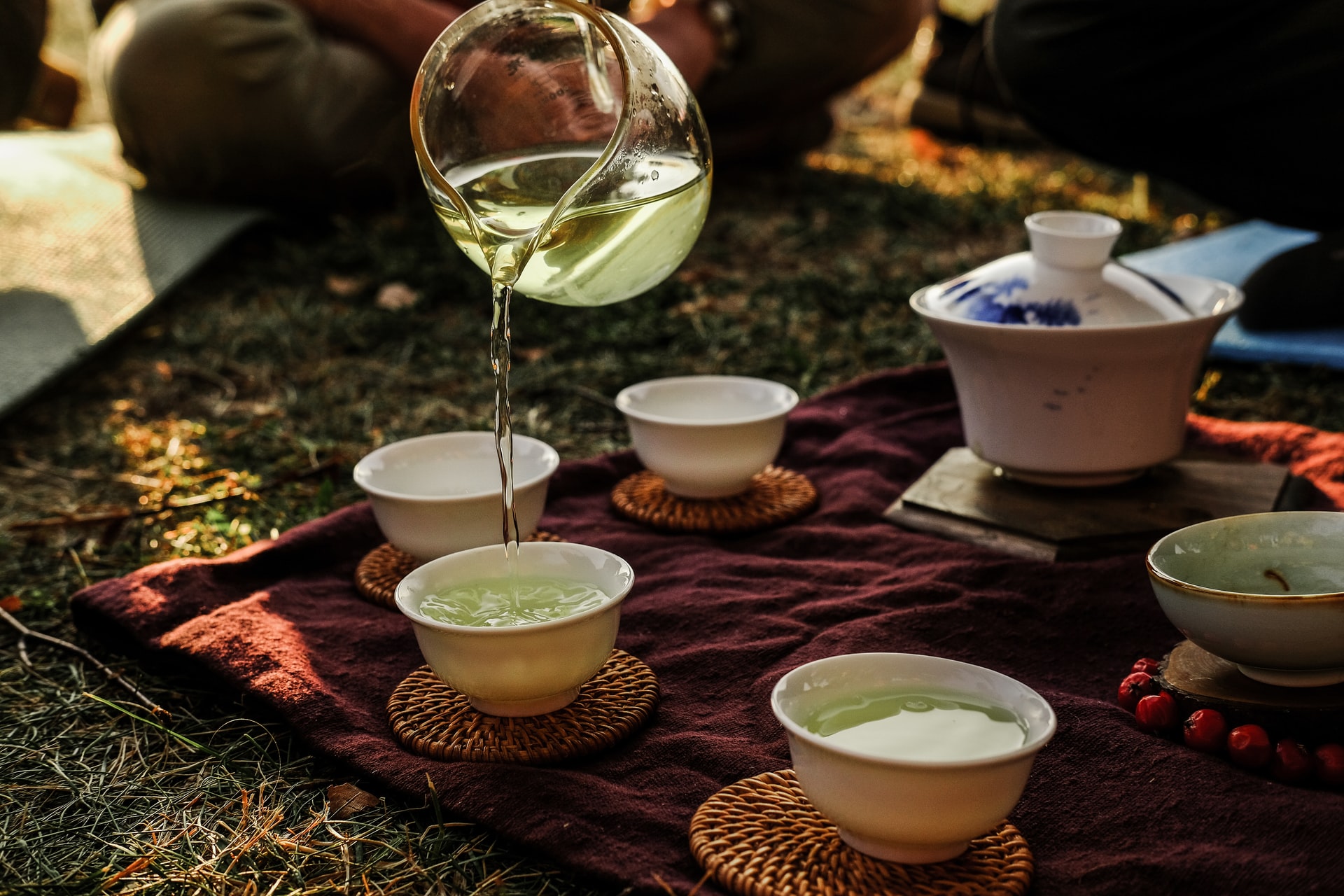 Illustrasi gambaran tradisi minum teh di China | Foto: Unsplash